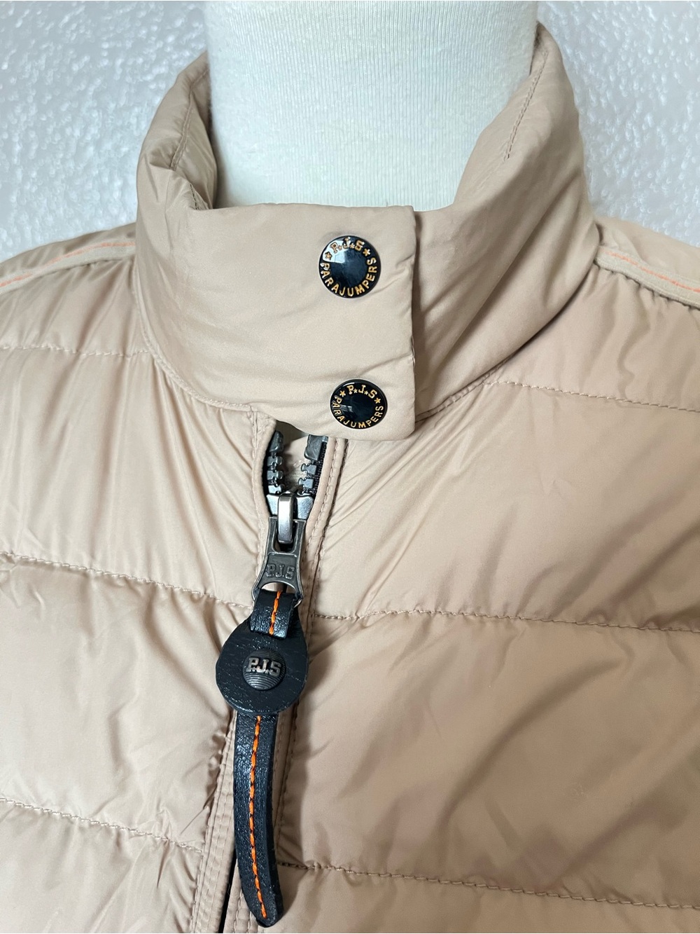 Parajumpers Women’s down vest small - Picture 2 of 9